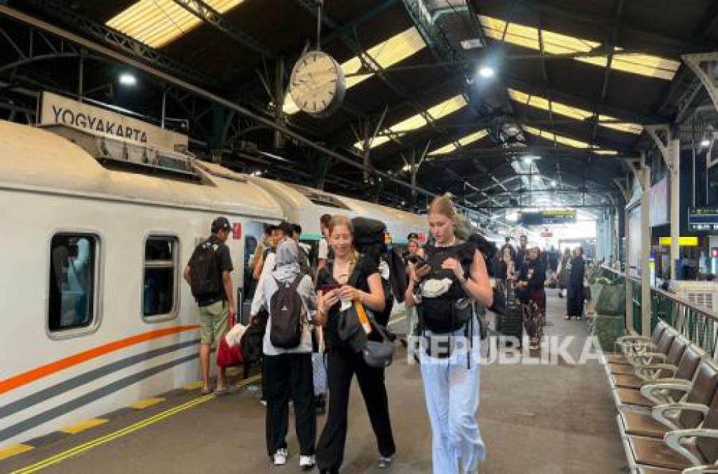 264.335 WNA Gunakan Kereta Api di Daop 6 Yogyakarta hingga September 2026