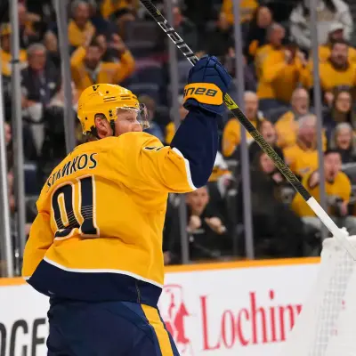 Gol Stamkos Sah Setelah Tinjauan, Predators Kalahkan Avalanche 6-2