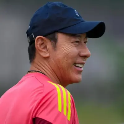 Shin Tae-yong Prihatin Marcos Santos dan Van Gastel Dipecat Usai Kalah dari Persija