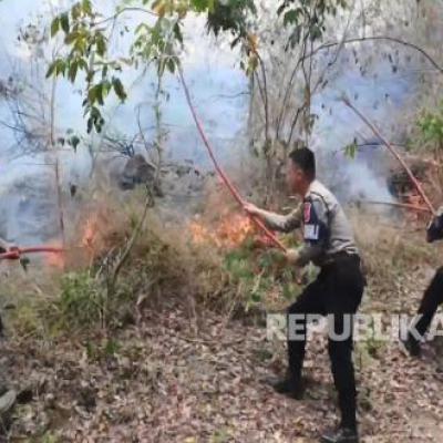 Kebakaran Gunung Ciremai Mulai Terkendali, 300 Personel Lanjut Pendinginan