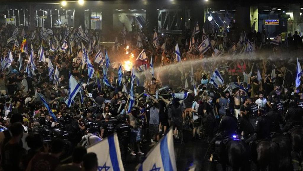 Ribuan Warga Israel Demo di Tel Aviv Tuntut Penyelidikan 7 Oktober 2023