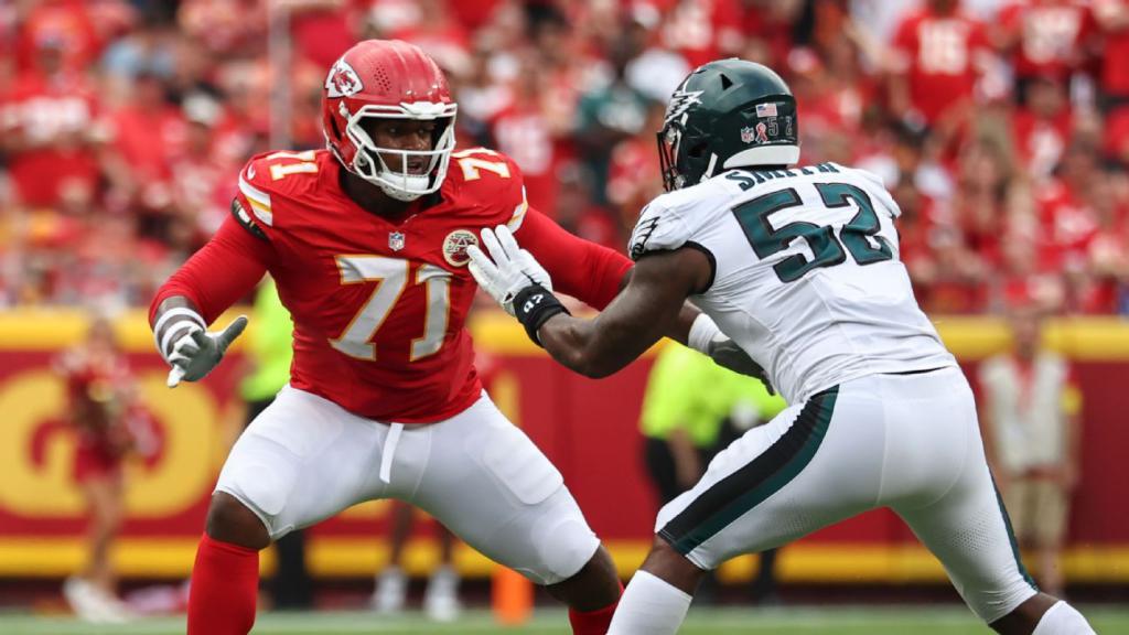 Josh Simmons Diminta Keluar dari Rapat Tim Chiefs, lalu Minta Maaf