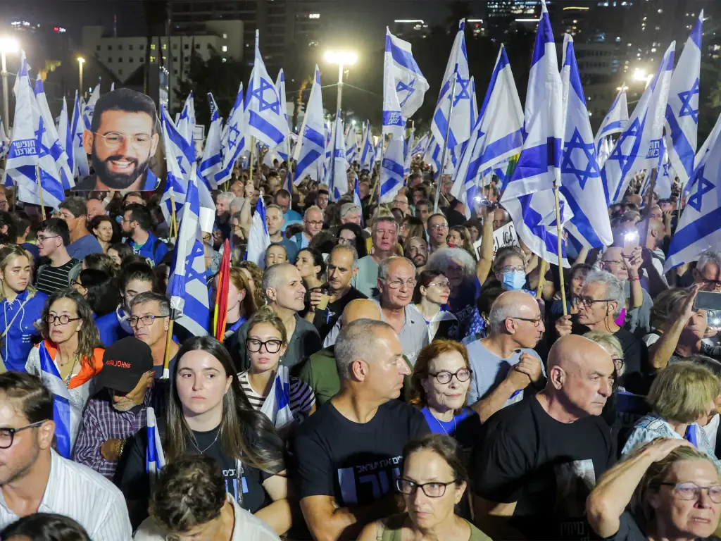 Ribuan Warga Israel Protes Pemerintahan Netanyahu Jelang Pemilu