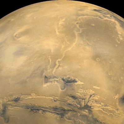 Canyon Terbesar di Tata Surya di Mars Masih Aktif Secara Tektonik