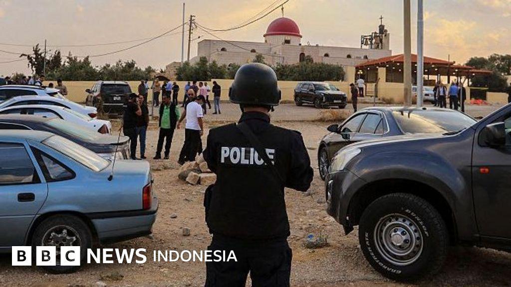 Yordania Buru Pelaku Serangan Gereja Ortodoks di Karak yang Menewaskan Sembilan Orang