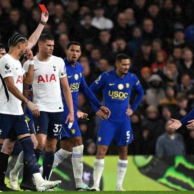 Hasil Premier League: Chelsea Kalah 0-2 dari Tottenham Usai Palmer Kartu Merah